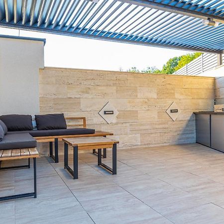 Villa Marassi With Heated Pool, Hot Tub And Sauna Crikvenica Eksteriør bilde