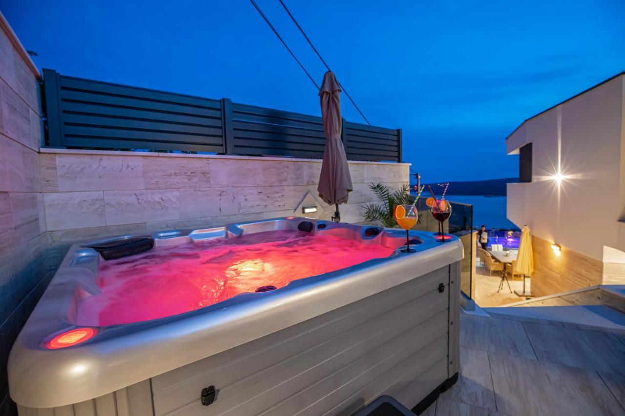 Villa Marassi With Heated Pool, Hot Tub And Sauna Crikvenica Eksteriør bilde