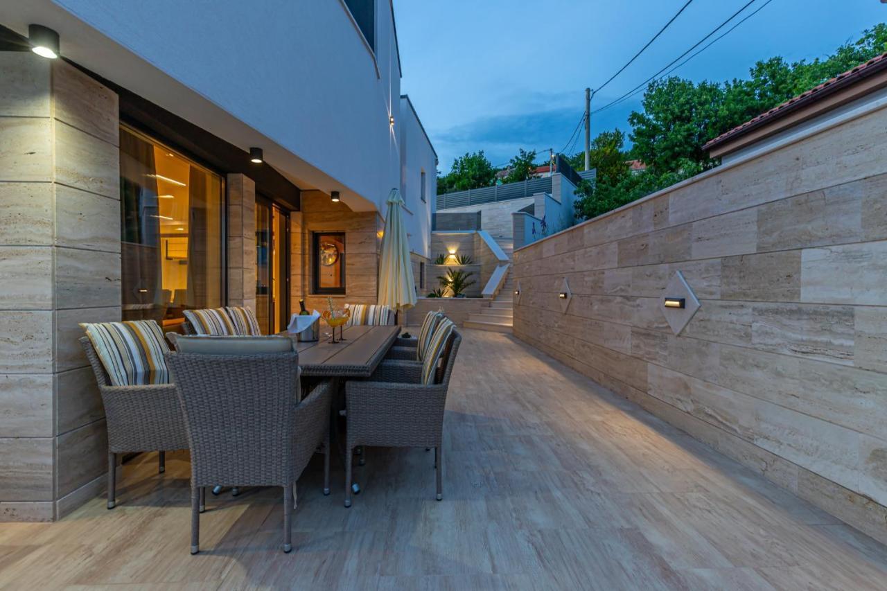 Villa Marassi With Heated Pool, Hot Tub And Sauna Crikvenica Eksteriør bilde