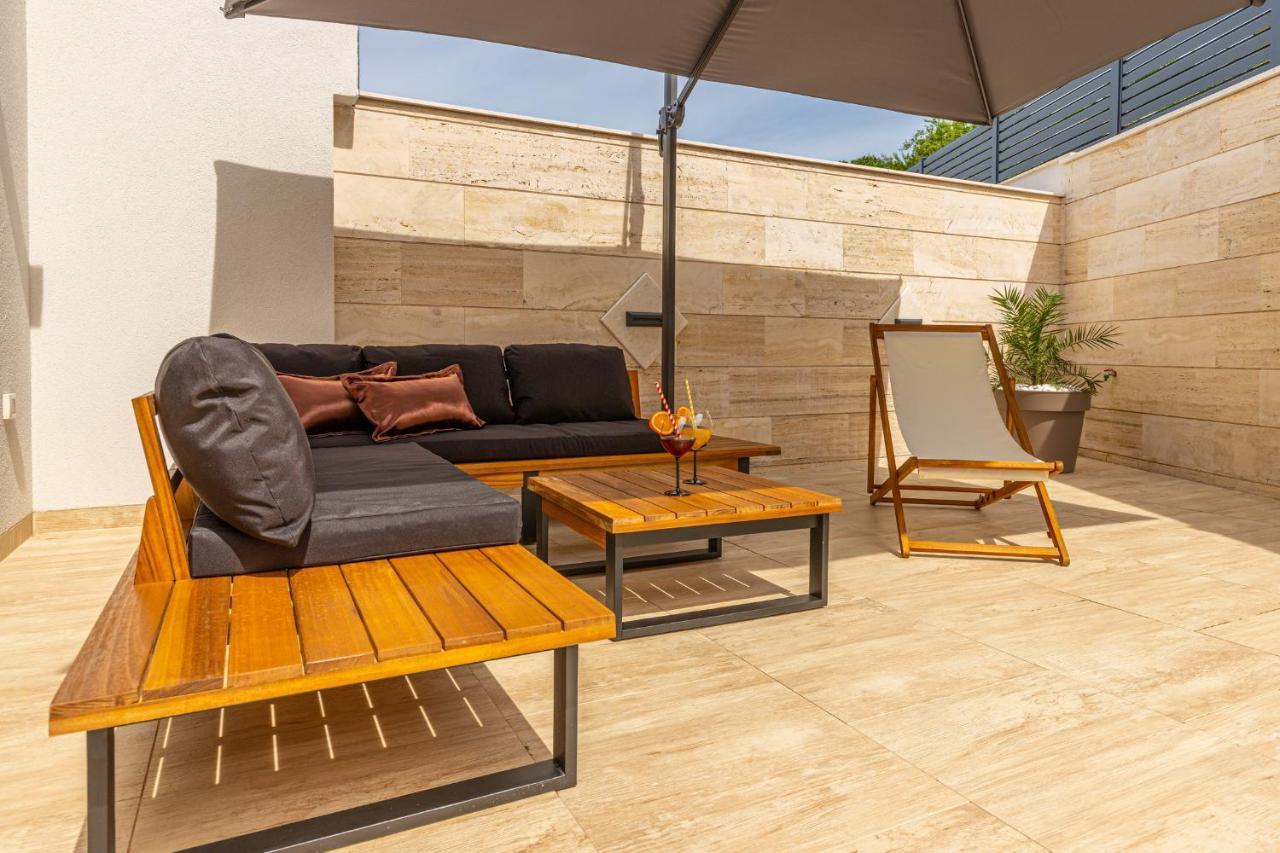 Villa Marassi With Heated Pool, Hot Tub And Sauna Crikvenica Eksteriør bilde