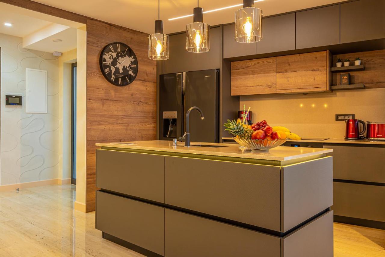 Villa Marassi With Heated Pool, Hot Tub And Sauna Crikvenica Eksteriør bilde