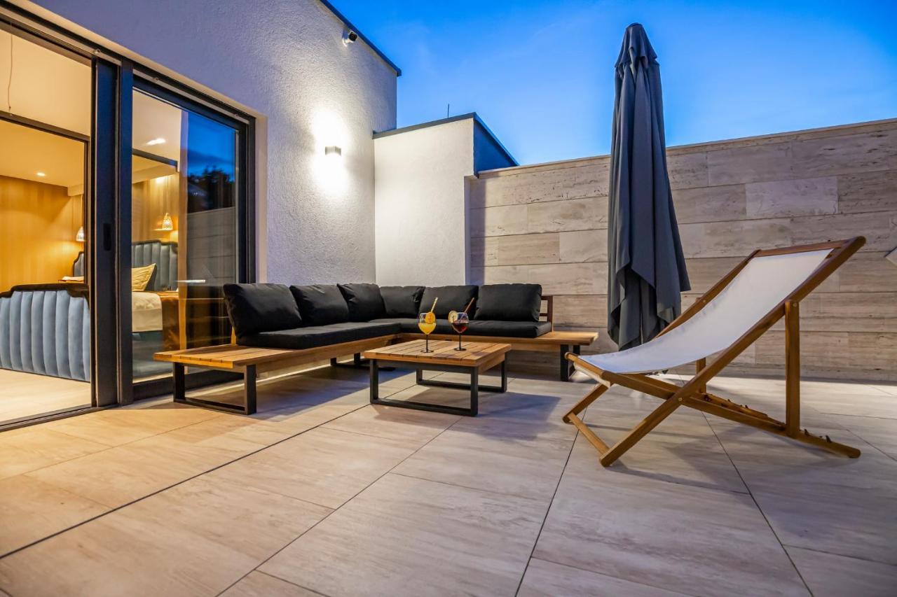 Villa Marassi With Heated Pool, Hot Tub And Sauna Crikvenica Eksteriør bilde